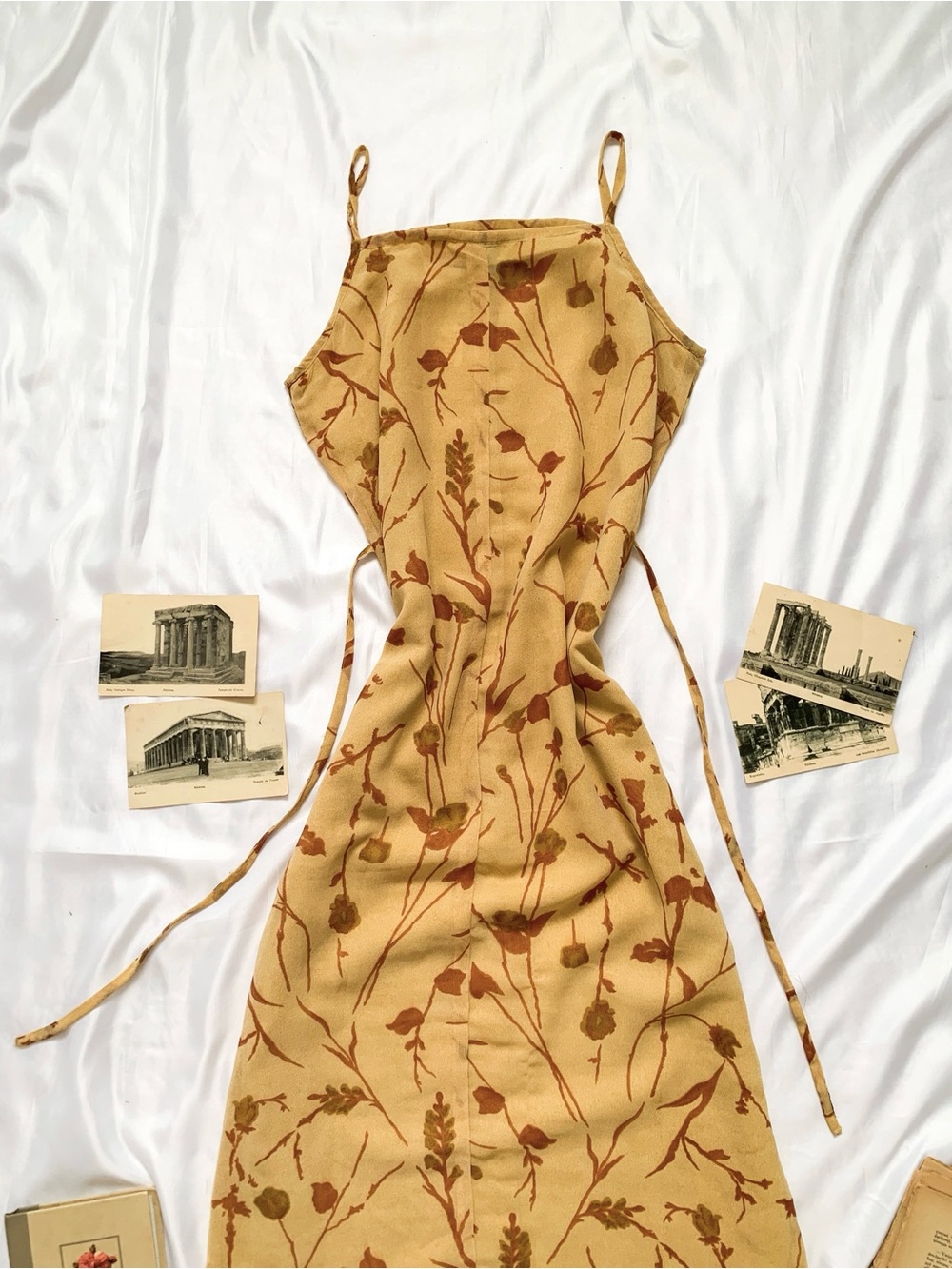 RARE Vintage DeadStock Elegant Floral Maxi Dress – Minimal Chic Look – Minimalis - Picture 4 of 5